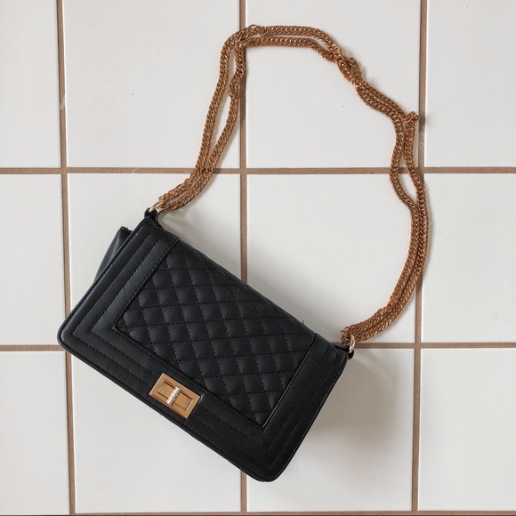 Kelly & Katie Handbags - LAST CHANCE. Quilted Shoulder Bag